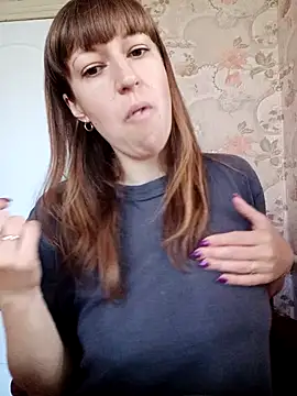 Snapshot of Calibers2932 chatting on October 15, 2025, 8:03 am Calibers2932 online show from October 15, 2025, 8:03 am