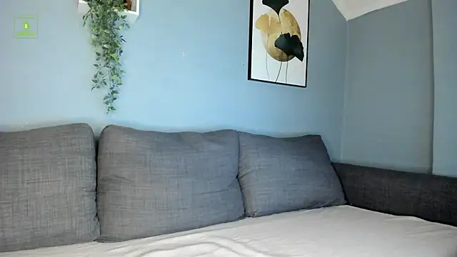 Stephany Richardz online show from March 7, 2026, 6:21 am