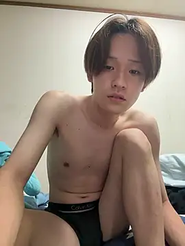 riku38777 online show from September 14, 2025, 2:49 pm