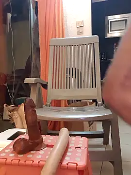 LuluEros online show from November 16, 2025, 7:52 pm