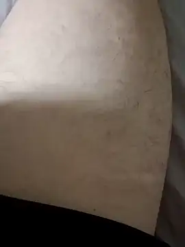 curtindo-muito82 online show from March 11, 2025, 4:18 pm