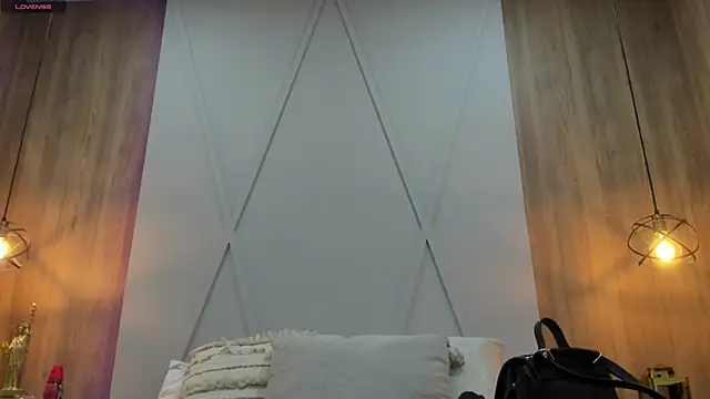 Snapshot of Blue_Angell chatting on January 23, 2025, 2:39 pm Blue Angell online show from January 23, 2025, 2:39 pm