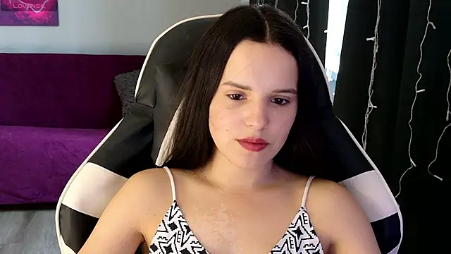 Snapshot of Harleen_Moore chatting on July 21, 2026, 5:10 am Harleen Moore online show from July 21, 2026, 5:10 am
