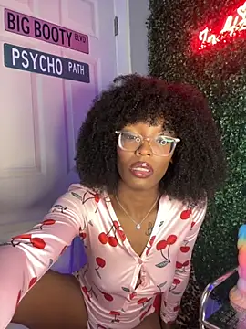 Snapshot of idaaloveexx chatting on October 12, 2025, 4:50 pm idaaloveexx online show from October 12, 2025, 4:50 pm