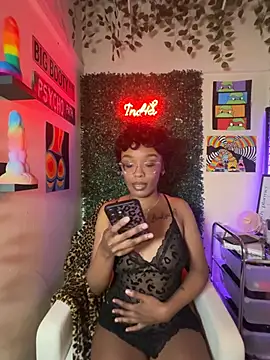 Snapshot of idaaloveexx chatting on May 1, 2026, 1:05 pm idaaloveexx online show from May 1, 2026, 1:05 pm