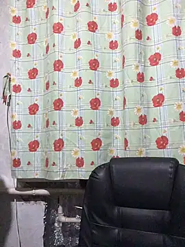 VikiiStoun online show from March 13, 2026, 10:05 pm