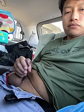 abrilito2 online show from January 24, 2025, 10:30 pm