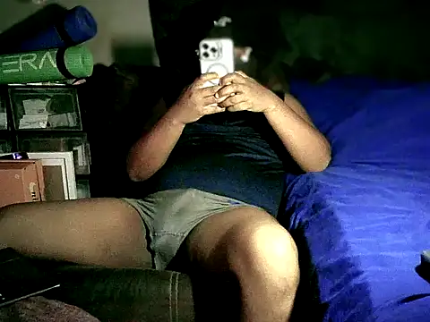 Snapshot of SergCarMX1 chatting on November 10, 2025, 12:59 pm SergCarMX1 online show from November 10, 2025, 12:59 pm