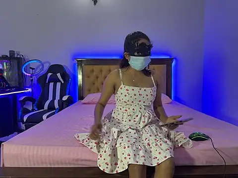 Tatoo girl online show from January 22, 2025, 4:44 pm