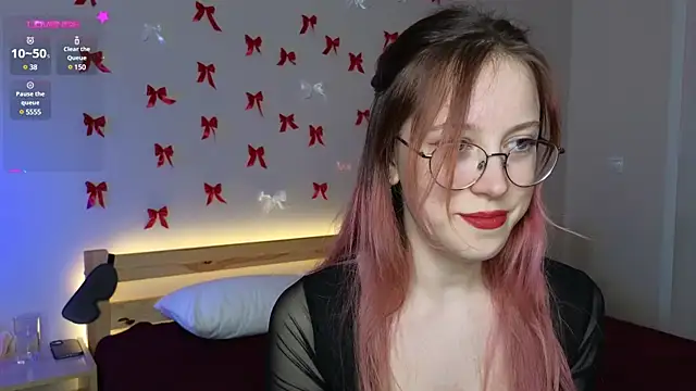 MaryBliss online show from March 11, 2025, 6:00 am