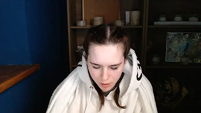 Snapshot of mini_girly chatting on February 21, 2025, 10:39 am mini girly online show from February 21, 2025, 10:39 am