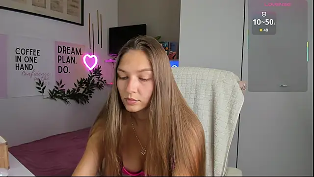 Snapshot of SofiaLolipop chatting on October 3, 2025, 1:41 pm SofiaLolipop online show from October 3, 2025, 1:41 pm