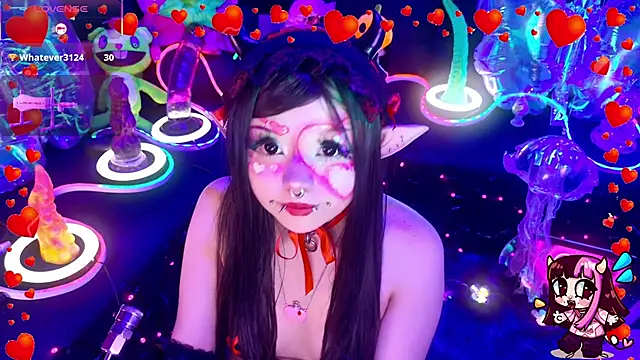 Snapshot of LaytonBox chatting on February 14, 2026, 2:25 pm LaytonBox online show from February 14, 2026, 2:25 pm