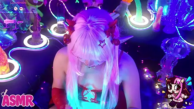 Snapshot of LaytonBox chatting on March 6, 2026, 1:51 pm LaytonBox online show from March 6, 2026, 1:51 pm