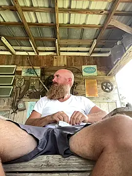 32XRedBeard online show from July 28, 2026, 9:25 pm