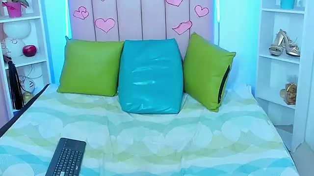 Snapshot of Corey_Bless chatting on March 8, 2025, 5:33 pm Corey Bless online show from March 8, 2025, 5:33 pm