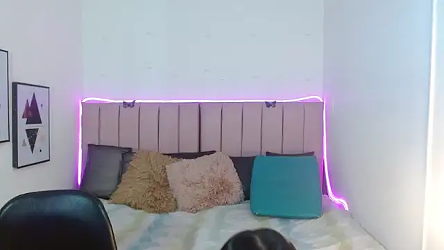 Snapshot of Corey_Bless chatting on September 9, 2025, 11:10 am Corey Bless online show from September 9, 2025, 11:10 am