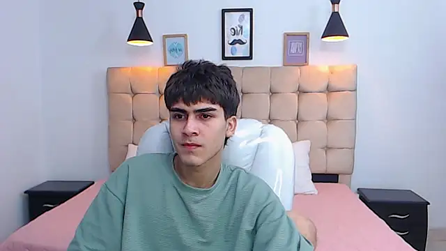 Tommy18   online show from January 18, 2025, 6:13 am