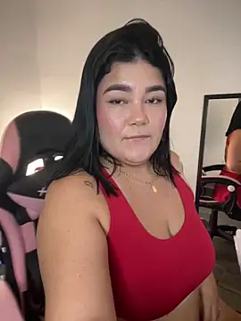 Snapshot of karla_hotgirl chatting on December 18, 2025, 2:06 am karla hotgirl online show from December 18, 2025, 2:06 am