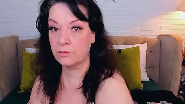 SarahGrays online show from July 13, 2026, 5:21 am