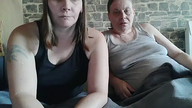 Snapshot of YviEngel87 chatting on November 14, 2025, 11:31 am YviEngel87 online show from November 14, 2025, 11:31 am