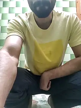 TOPMOON001 online show from November 12, 2025, 5:52 am