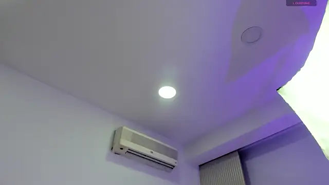Snapshot of kathy_bakerr chatting on May 3, 2026, 12:33 pm kathy bakerr online show from May 3, 2026, 12:33 pm