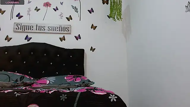 Candy Mendez online show from March 14, 2025, 8:17 pm