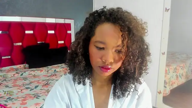 cataleyah 07 online show from March 15, 2025, 11:51 am