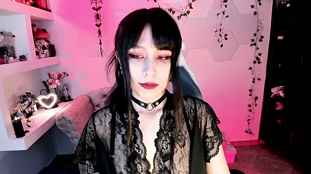 Effy Devalk online show from February 20, 2025, 4:03 pm