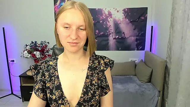 BeautyBlondy online show from September 14, 2025, 12:26 pm