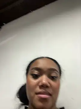 JasmineRose7 online show from March 18, 2025, 7:41 am