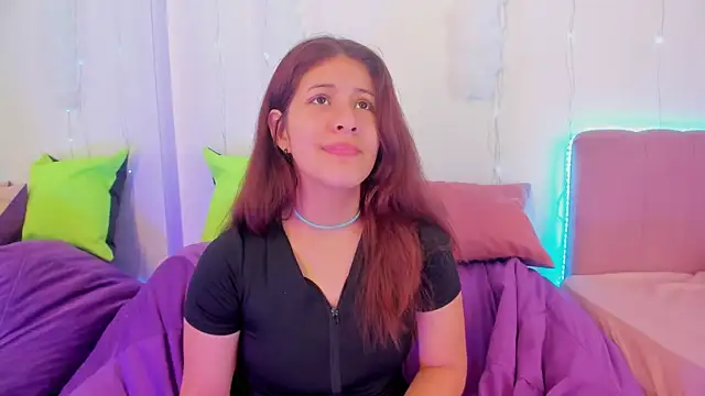 MiaQueen021 online show from October 7, 2025, 12:57 pm