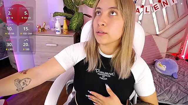 NyxAndria 1 online show from February 13, 2025, 8:45 pm