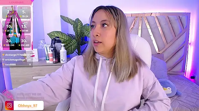 NyxAndria 1 online show from March 19, 2025, 8:11 pm