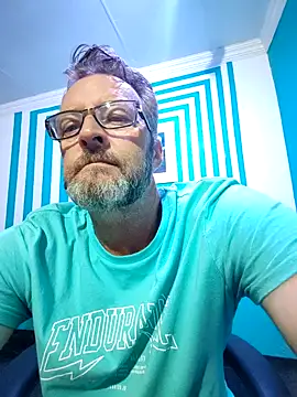 itsmeyes69 online show from February 24, 2025, 9:20 pm