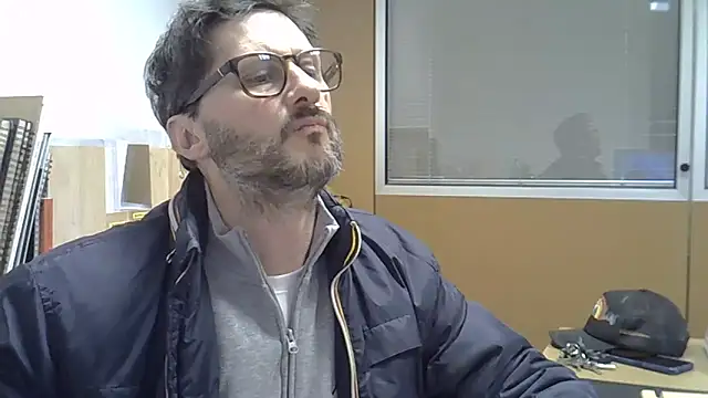 Cellino4 online show from January 24, 2025, 8:54 pm