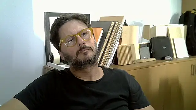 Cellino4 online show from October 10, 2025, 3:44 pm