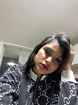 EmmySweett2 online show from March 18, 2026, 1:58 pm