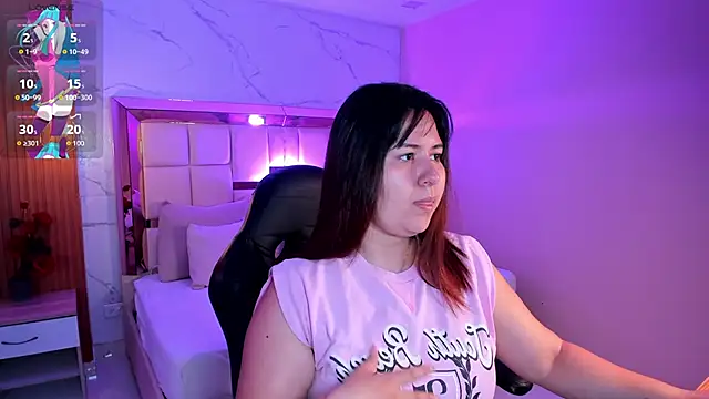 zoes milee online show from November 24, 2025, 11:10 am