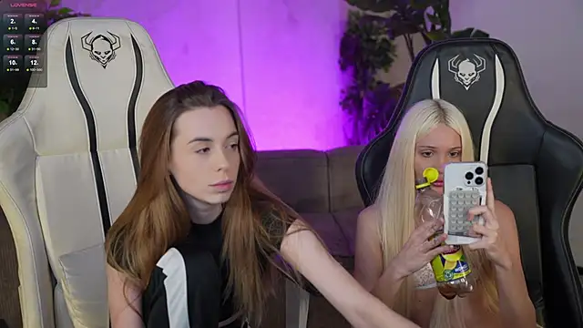 Snapshot of Lika_Secret_ chatting on October 16, 2025, 2:23 am Lika Secret online show from October 16, 2025, 2:23 am