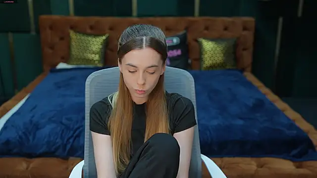 Snapshot of Lika_Secret_ chatting on November 25, 2025, 11:38 pm Lika Secret online show from November 25, 2025, 11:38 pm