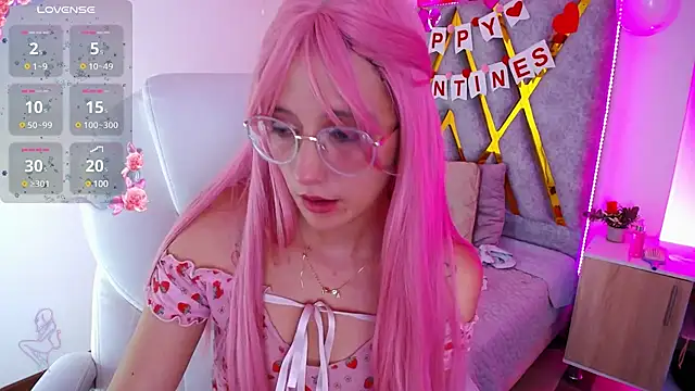 Snapshot of SussanHottye1_ chatting on February 19, 2025, 4:00 pm SussanHottye1 online show from February 19, 2025, 4:00 pm