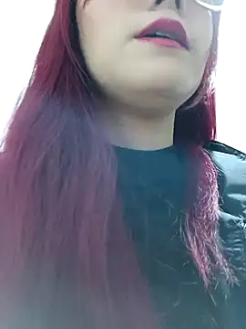 Snapshot of SussanHottye1_ chatting on February 25, 2025, 10:04 am SussanHottye1 online show from February 25, 2025, 10:04 am