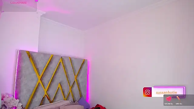 Snapshot of SussanHottye1_ chatting on September 9, 2025, 11:43 am SussanHottye1 online show from September 9, 2025, 11:43 am