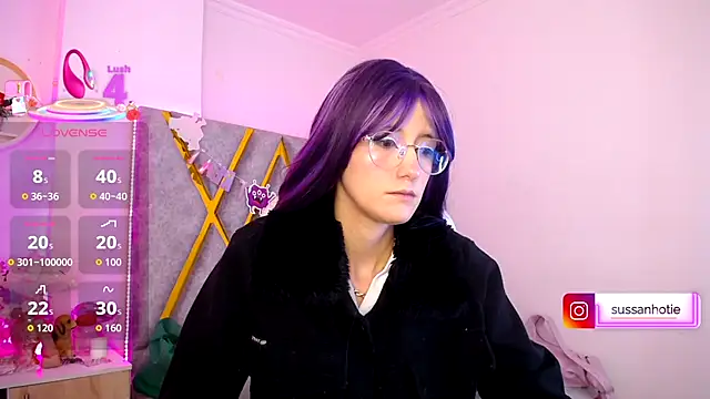 Snapshot of SussanHottye1_ chatting on November 17, 2025, 10:21 am SussanHottye1 online show from November 17, 2025, 10:21 am