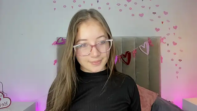 Dahlia Rousse online show from March 4, 2025, 11:22 pm