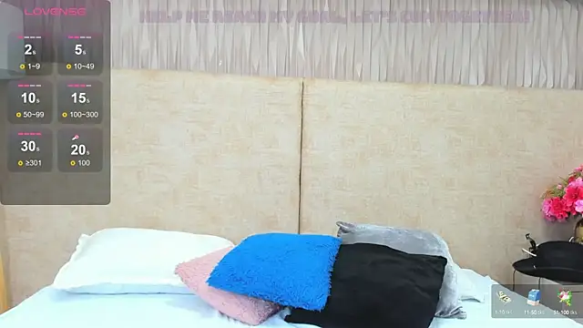 Snapshot of taylorsmiiith_ chatting on February 1, 2025, 7:13 pm taylorsmiiith online show from February 1, 2025, 7:13 pm