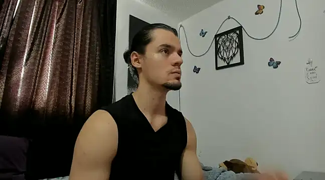 maxi styles online show from March 13, 2025, 8:11 pm