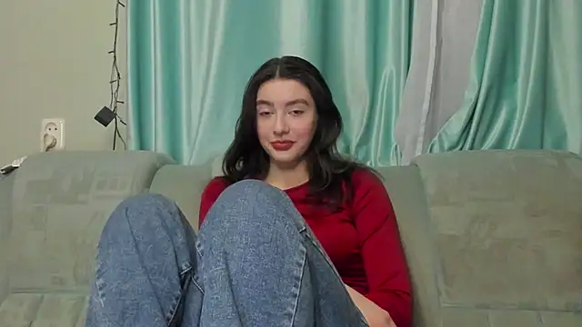 Snapshot of honey_love_honeyy chatting on January 23, 2025, 6:45 pm honey love honeyy online show from January 23, 2025, 6:45 pm